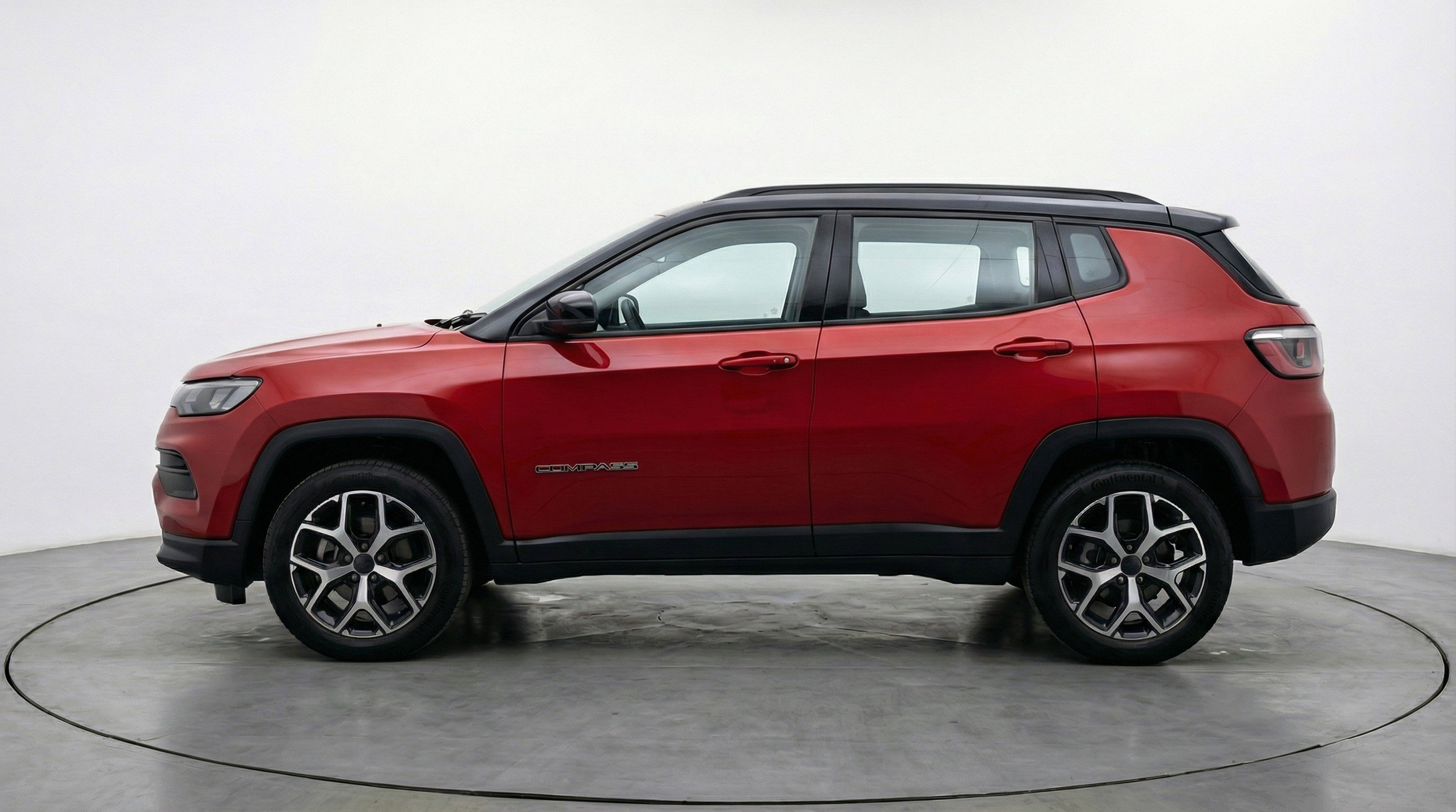 Used 2025 Jeep Compass Limited AWD/4WD image 5