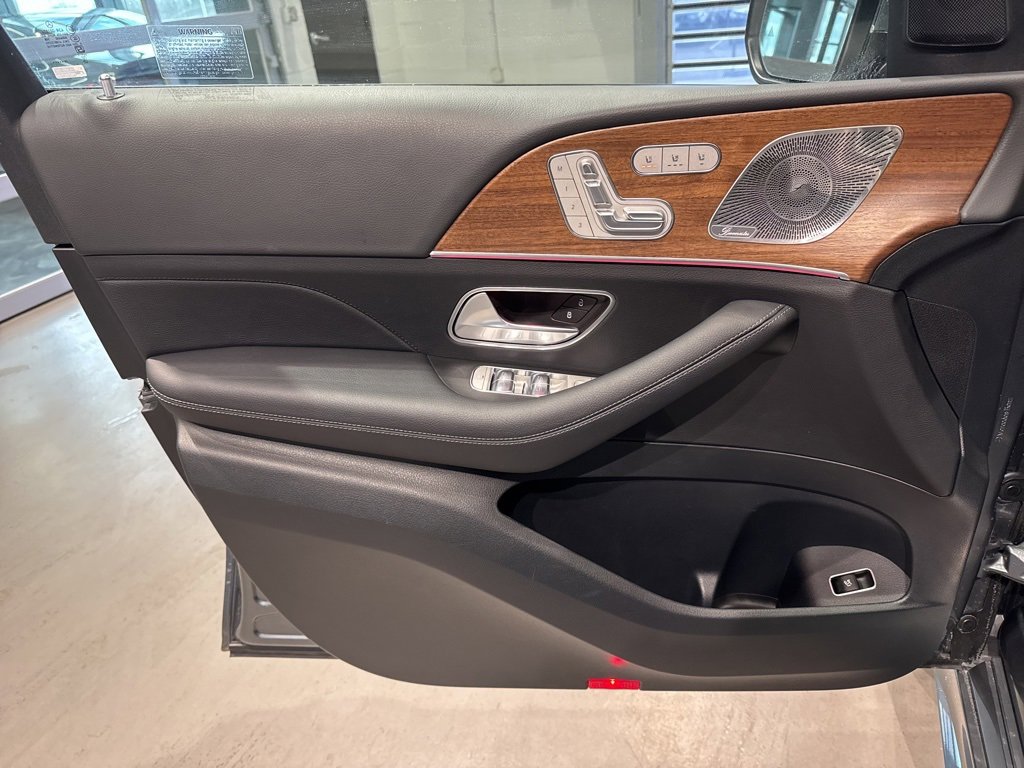 Used 2025 Mercedes-Benz GLE 350 GLE 350 w/ AMG Line Exterior image 13