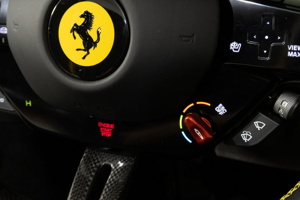 Used 2025 Ferrari 296 GTS image 35