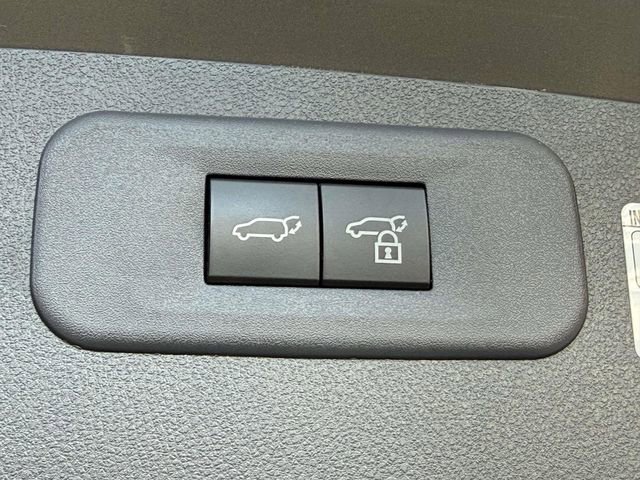 Used 2023 Lexus NX 350 AWD image 18