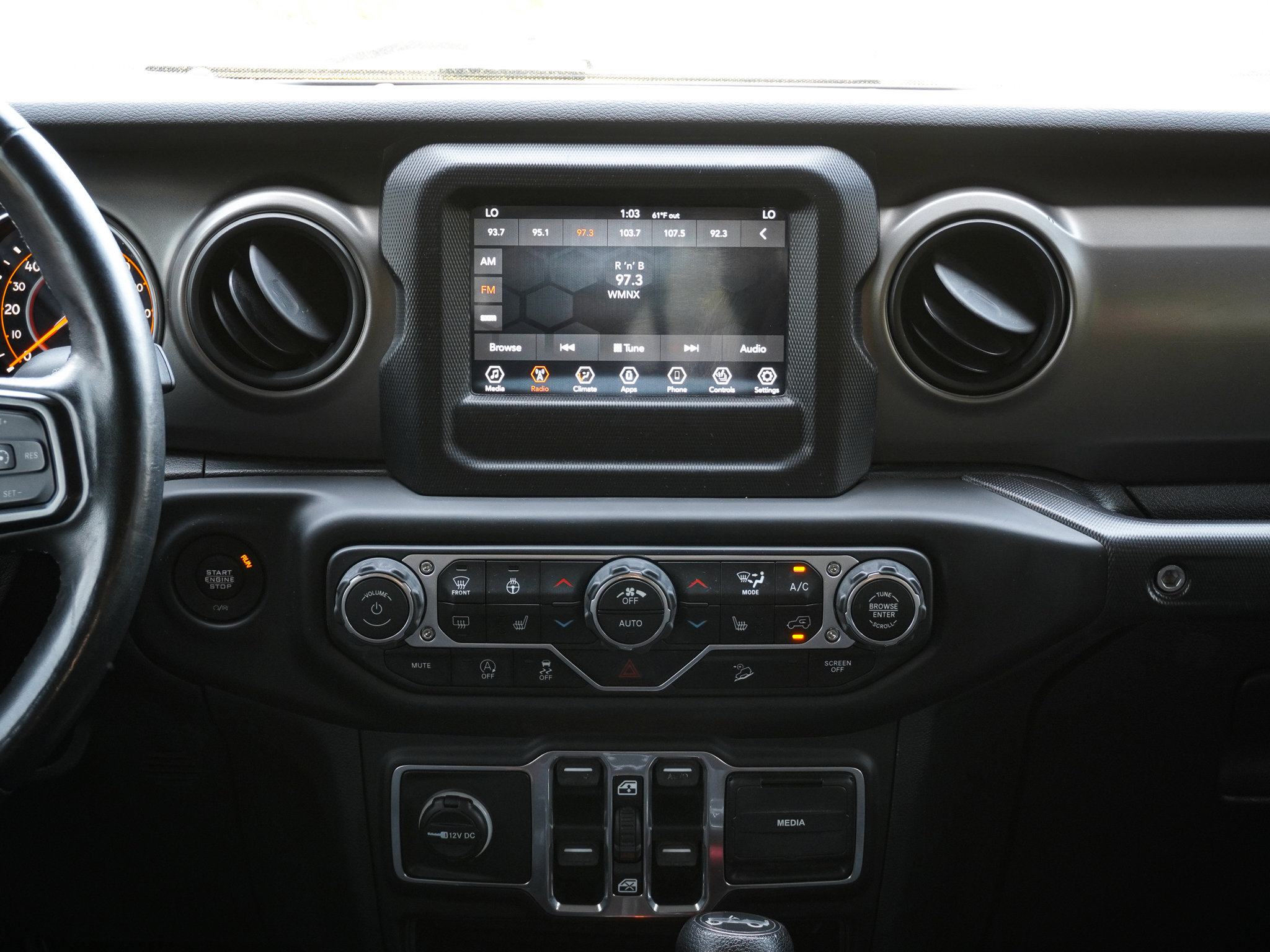 Used 2018 Jeep Wrangler Unlimited Sport S image 30