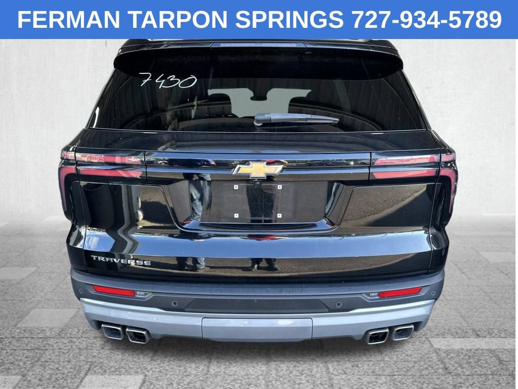 Used 2025 Chevrolet Traverse LT FWD image 7