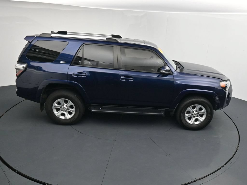 Used 2020 Toyota 4Runner SR5 Premium w/ Moonroof Package AWD/4WD image 32