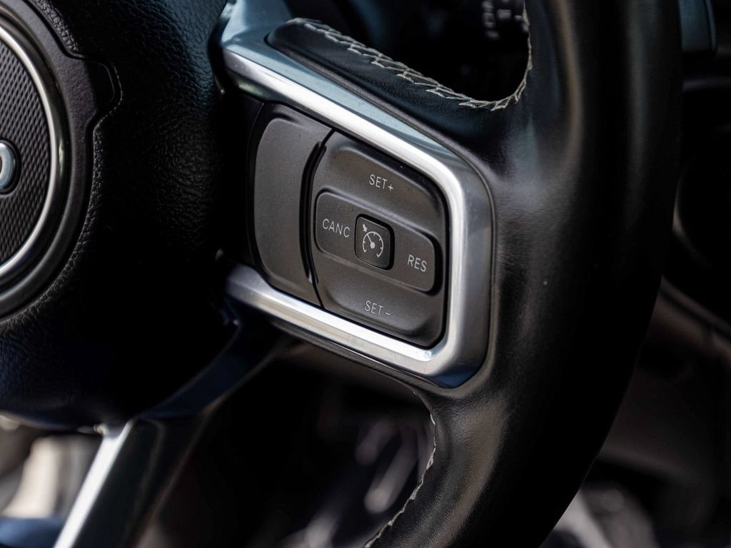 Used 2023 Jeep Wrangler Unlimited Sahara w/ Cold Weather Group AWD/4WD image 20