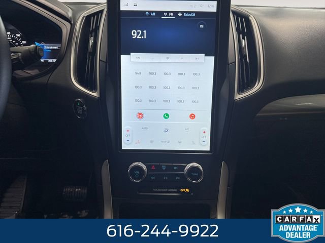 Used 2023 Ford Edge SEL image 5