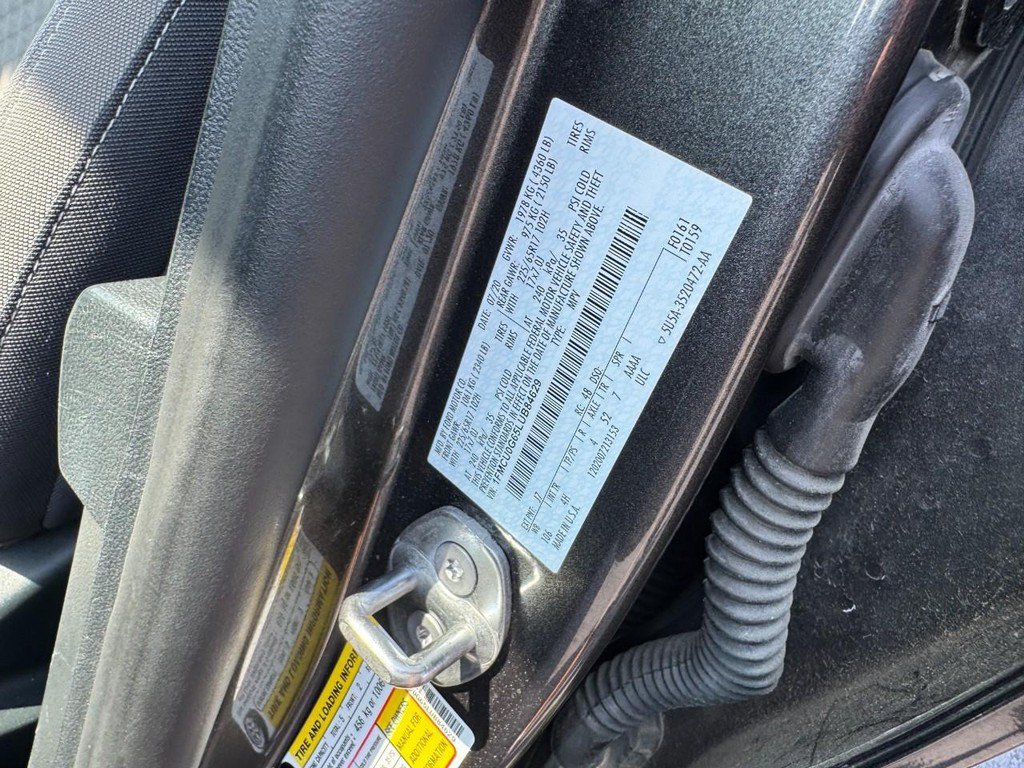 Used 2020 Ford Escape SE FWD image 23