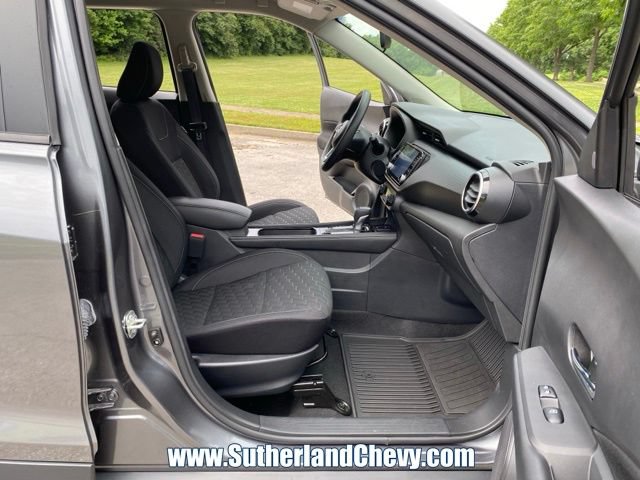 Used 2022 Nissan Kicks SV FWD image 15