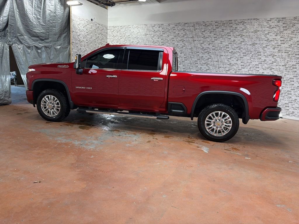 Used 2022 Chevrolet Silverado 3500 High Country w/ Z71 Off-Road Package image 4