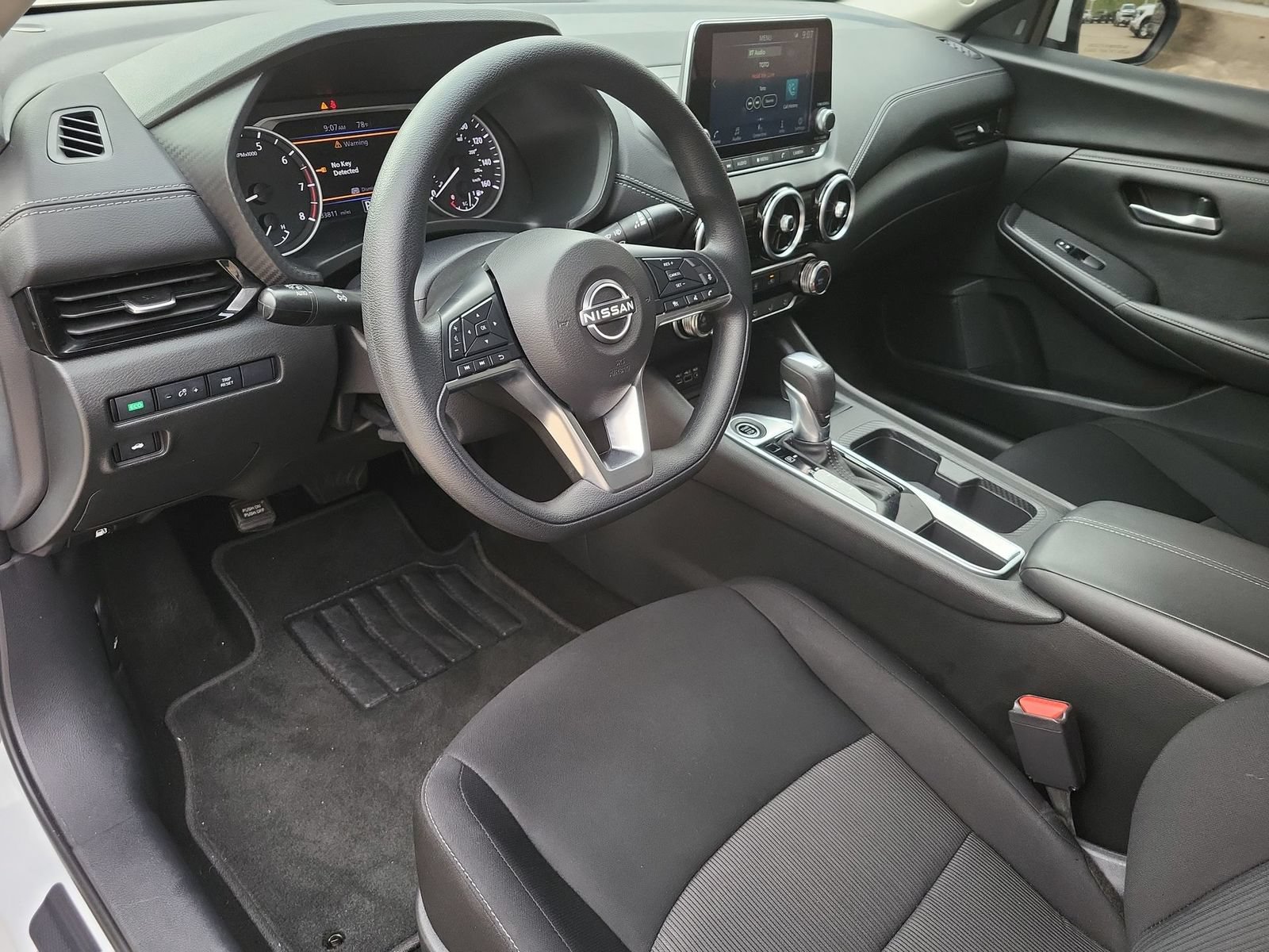 Used 2024 Nissan Sentra SV FWD image 10
