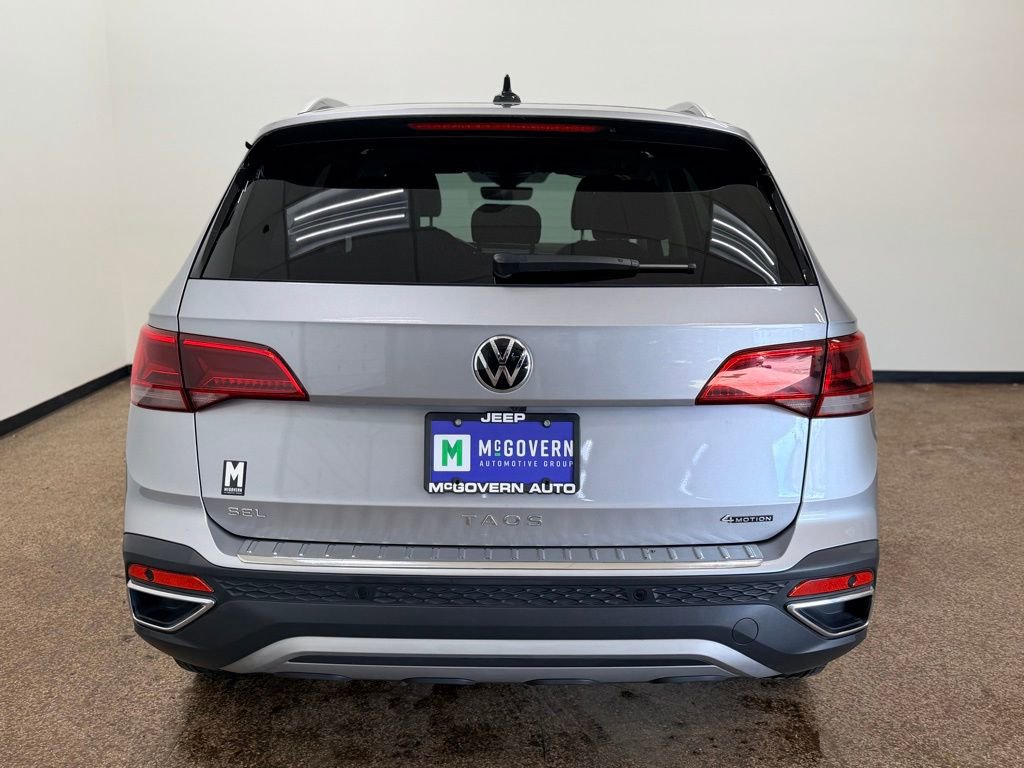 Used 2023 Volkswagen Taos SEL AWD/4WD image 4