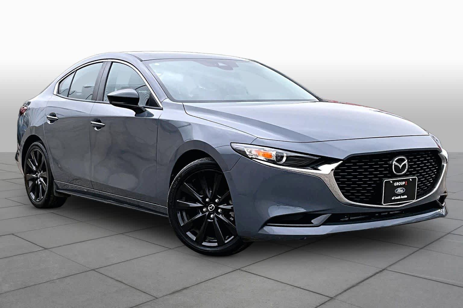 Used 2022 MAZDA MAZDA3 s FWD image 3