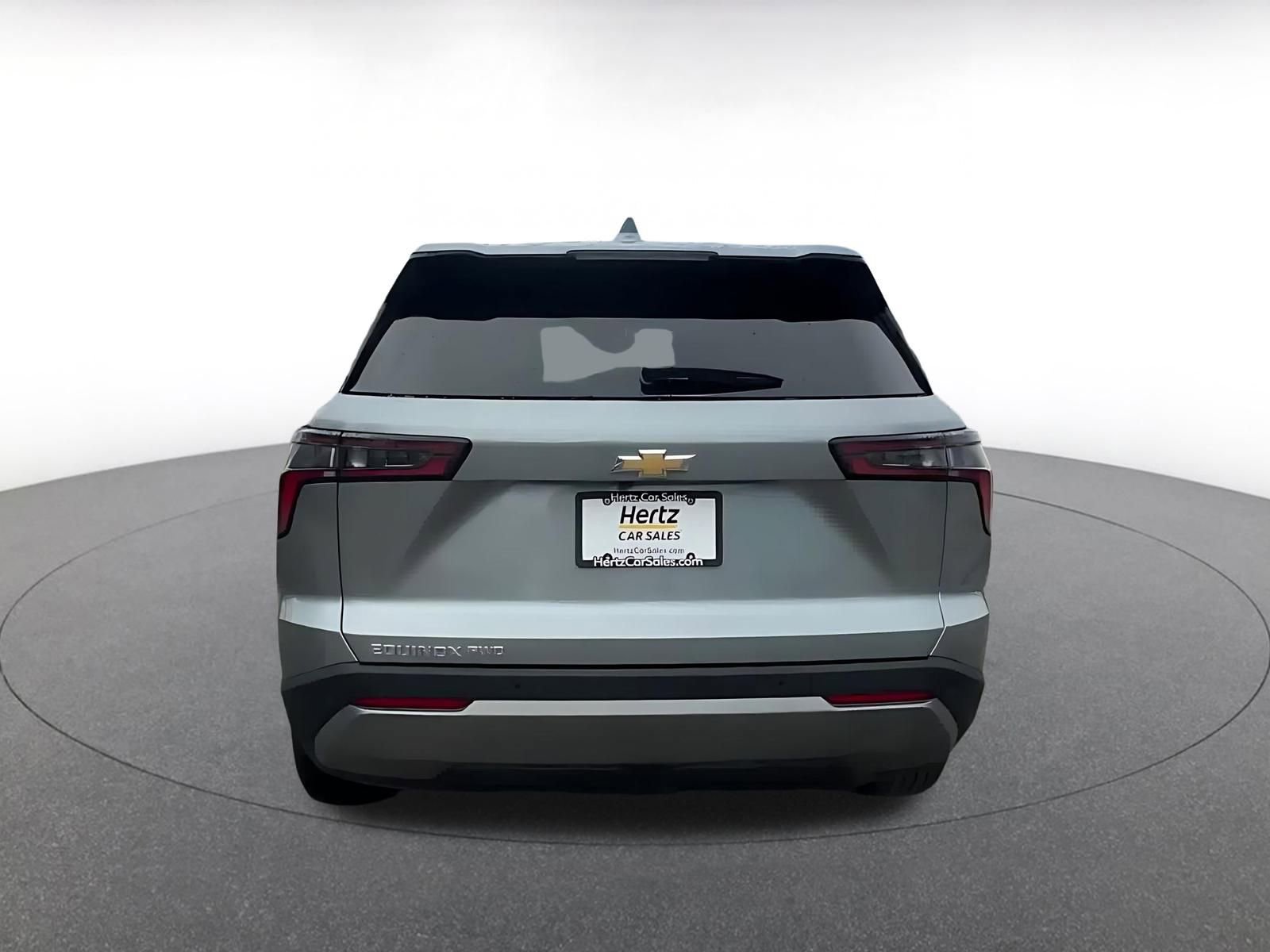 Used 2025 Chevrolet Equinox LT image 12