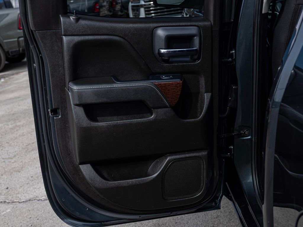 Used 2019 GMC Sierra 1500 SLE w/ SLE Value Package image 14