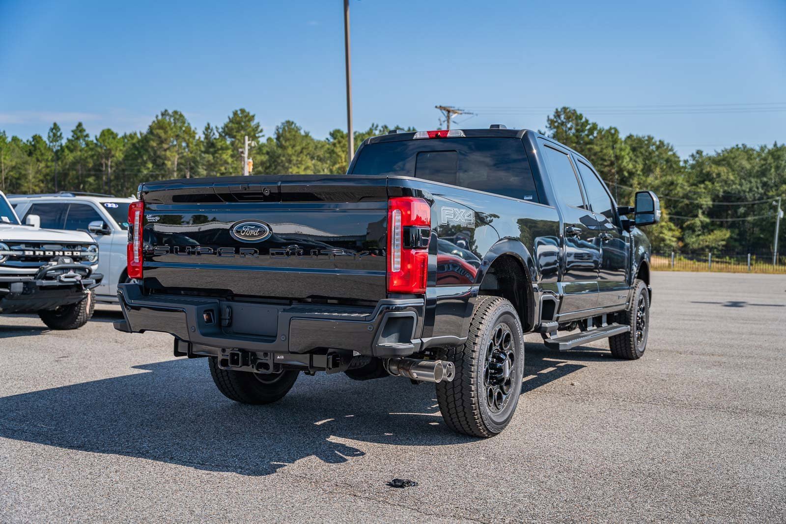 New 2025 Ford F250 Lariat w/ Lariat Ultimate Package image 8