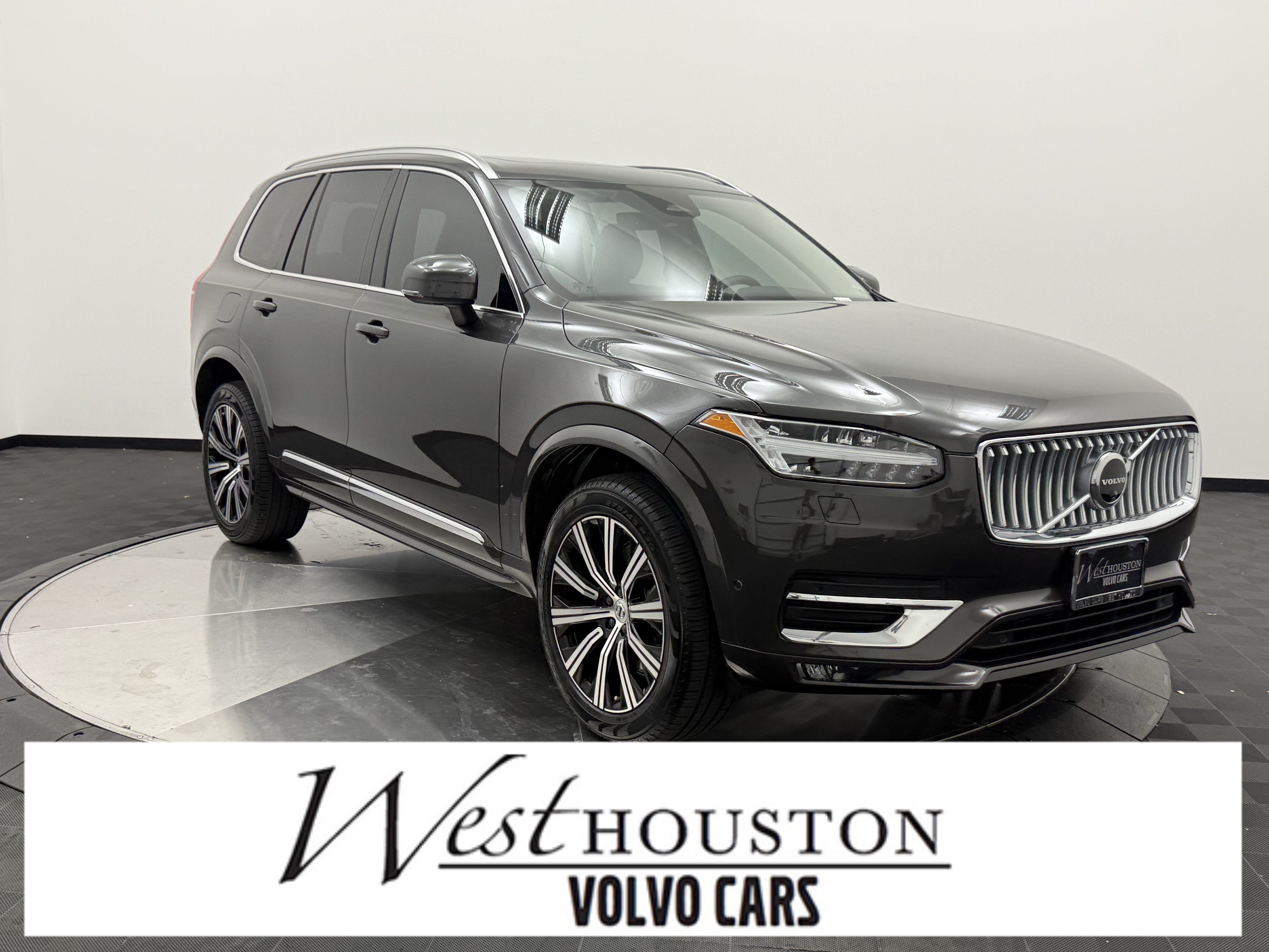 Certified 2024 Volvo XC90 B6 Plus AWD/4WD image 1