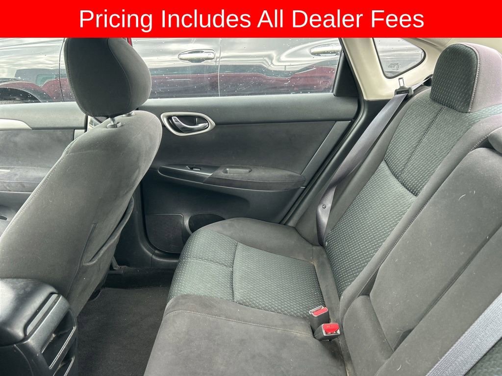 Used 2014 Nissan Sentra SR w/ SR Driver Package FWD image 8