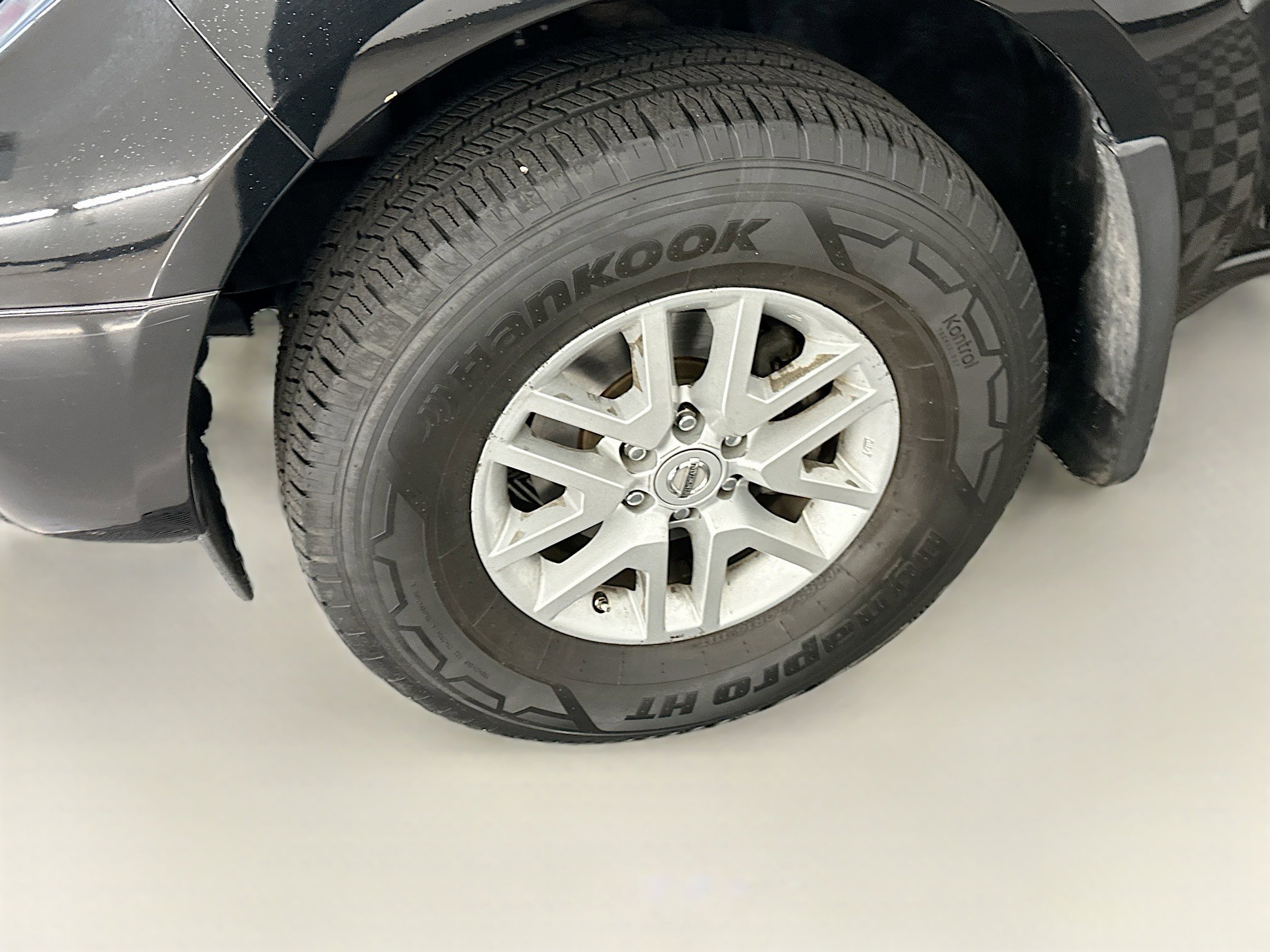 Used 2018 Nissan Frontier SV AWD/4WD image 11