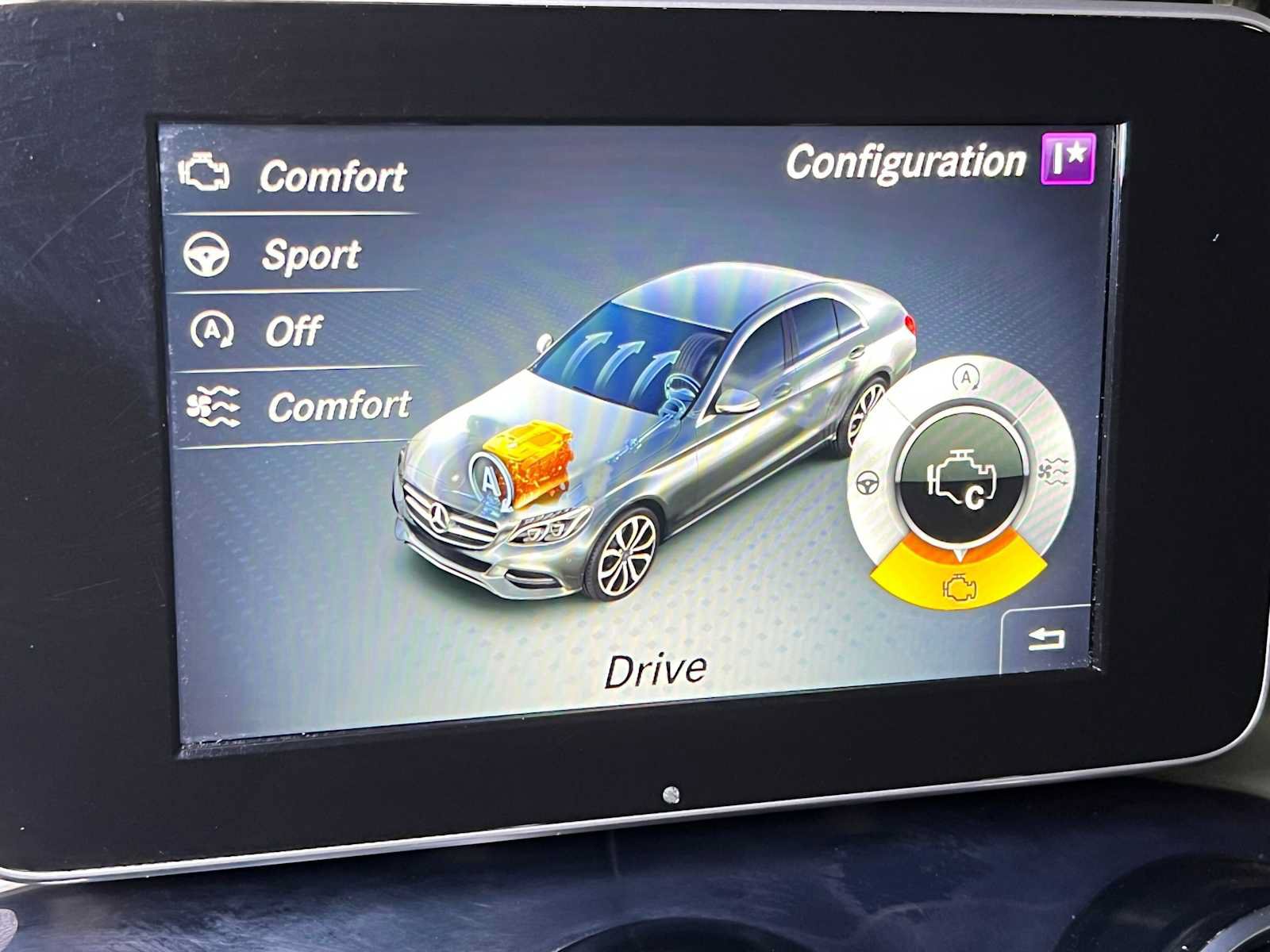 Used 2016 Mercedes-Benz C 300 4MATIC Sedan image 29