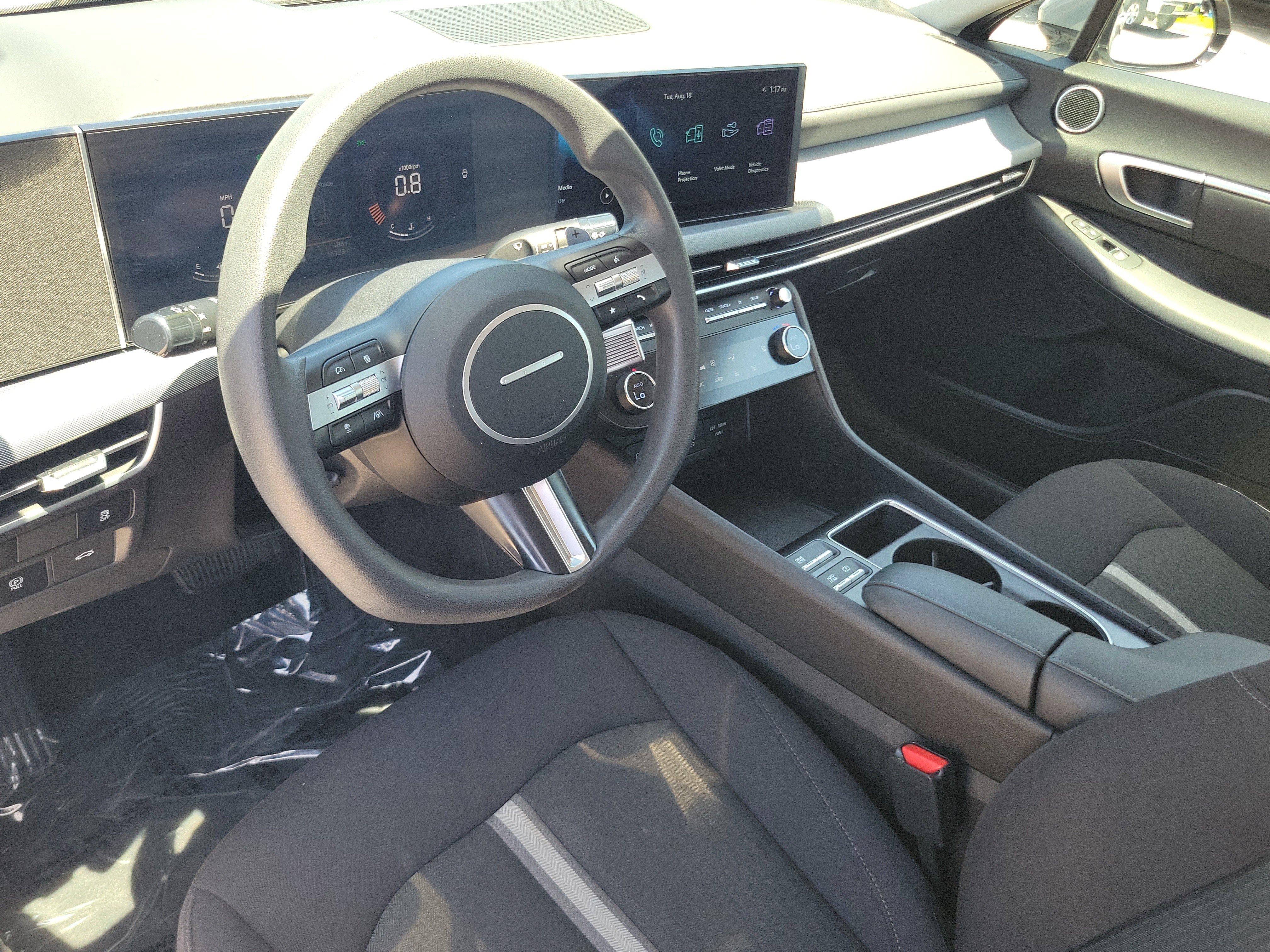 Used 2025 Hyundai Sonata SEL FWD image 9