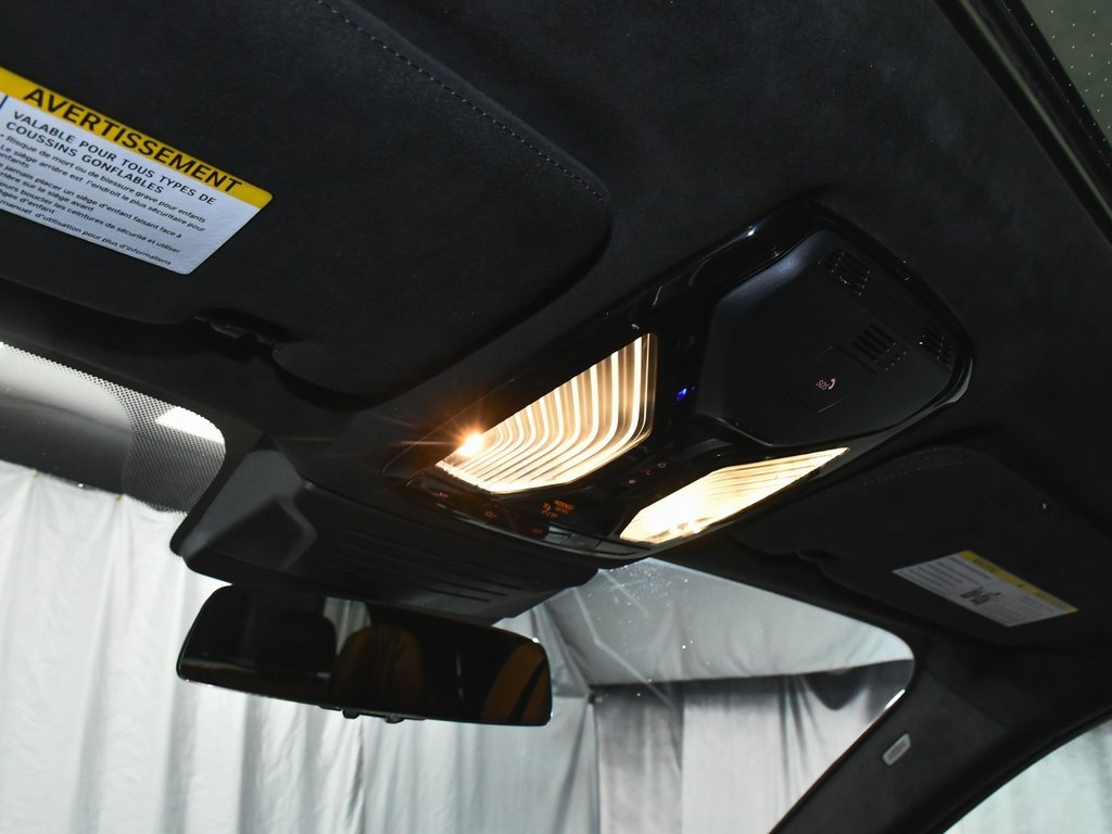 Used 2024 BMW ALPINA XB7 image 55