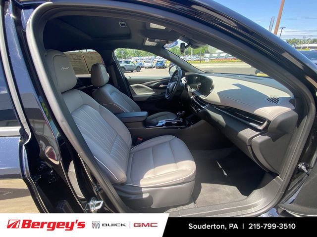 Used 2025 Buick Envista Sport Touring FWD image 32