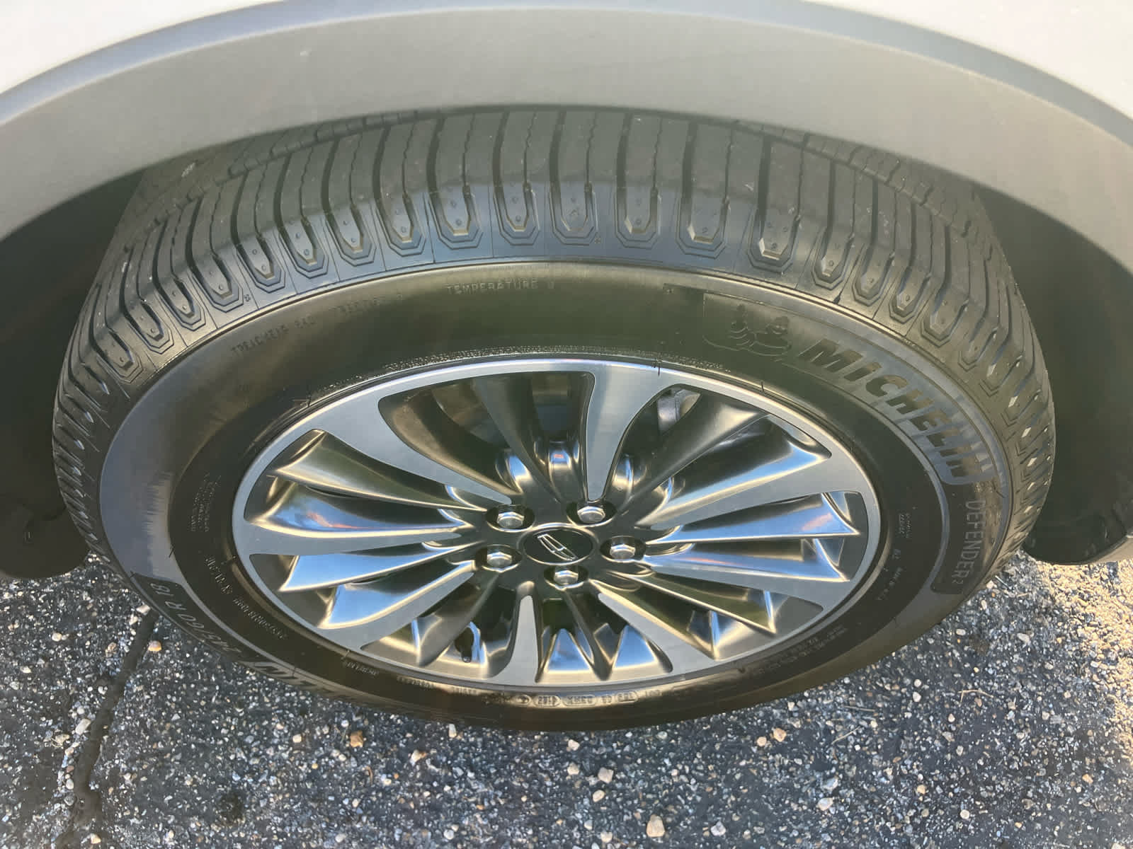 Used 2022 Lincoln Nautilus AWD w/ Premium Package image 12