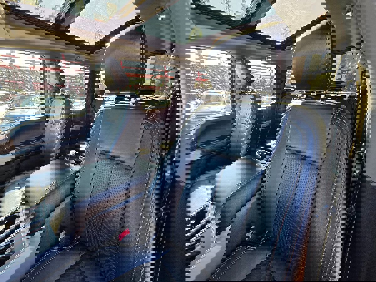 Used 2019 Ford F150 Lariat image 23