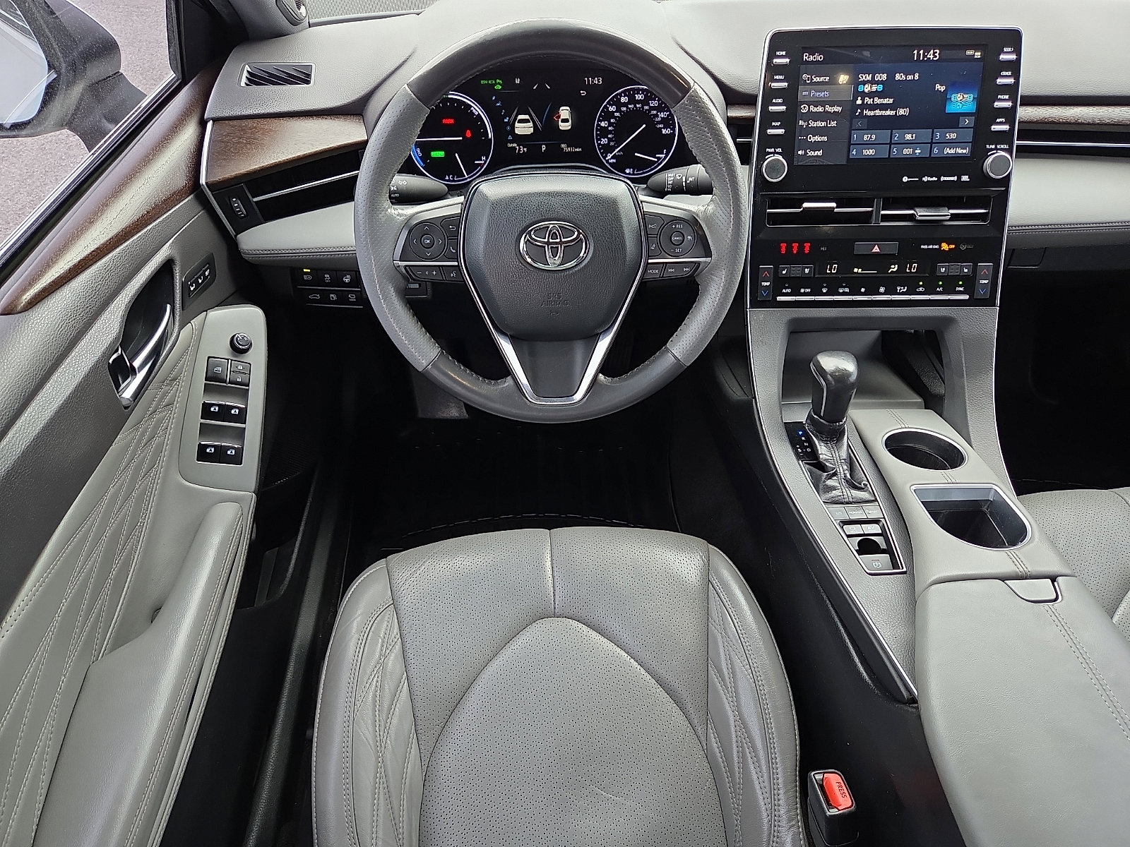 Used 2020 Toyota Avalon Limited w/ Advanced Safety Package FWD image 12