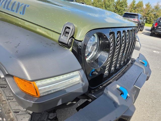 Certified 2023 Jeep Wrangler Unlimited w/ Cold Weather Group image 18