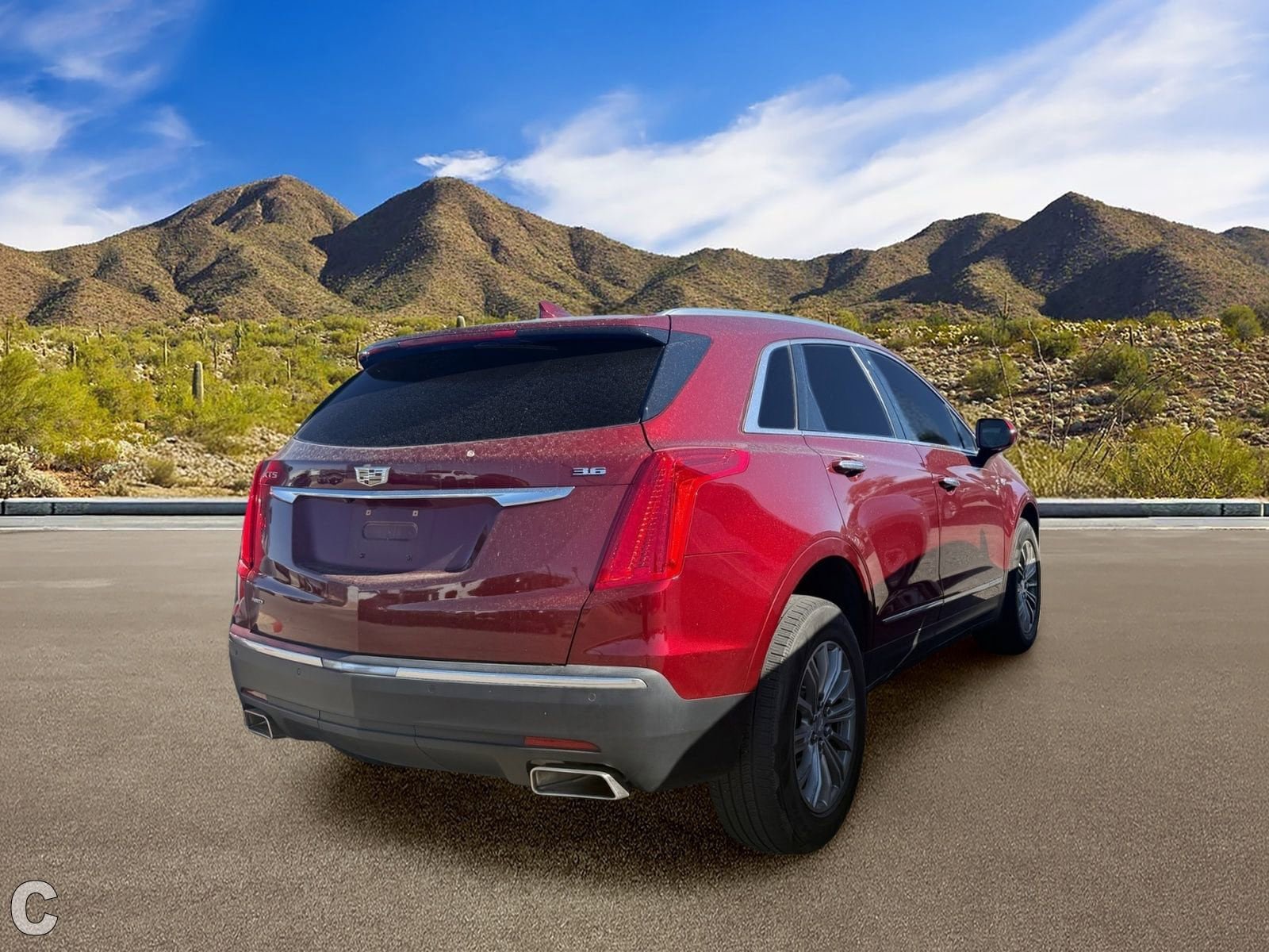 Used 2017 Cadillac XT5 Luxury AWD/4WD image 4