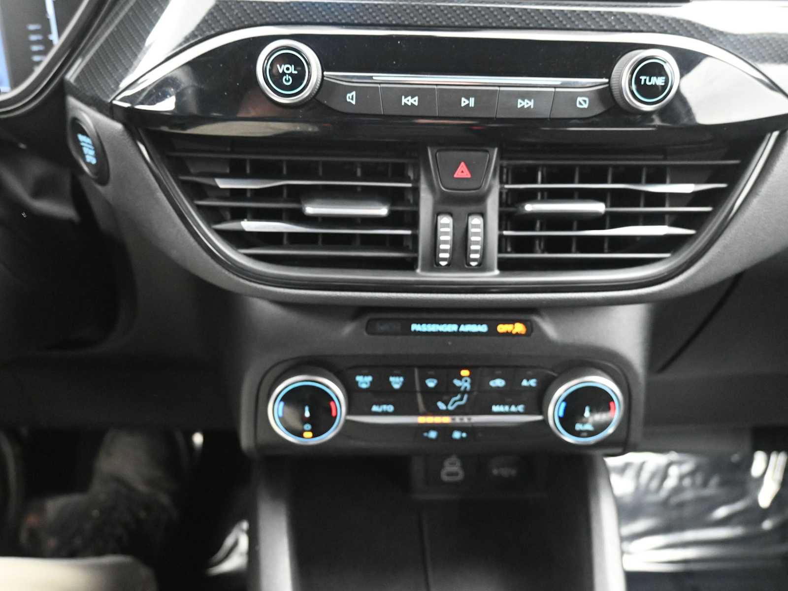 Used 2024 Ford Escape ST-Line image 24