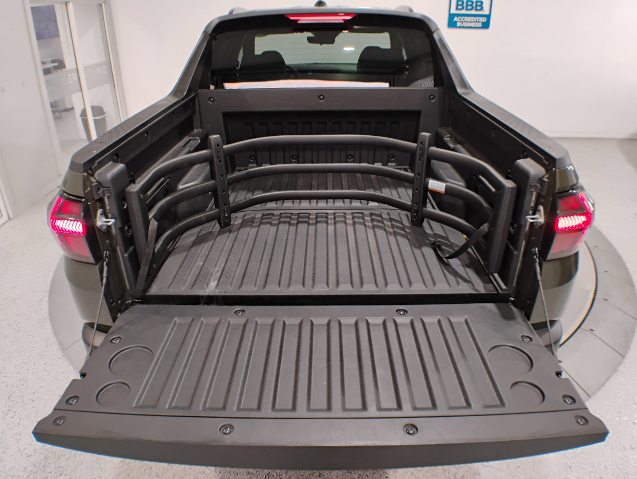 Used 2025 Hyundai Santa Cruz SEL image 31