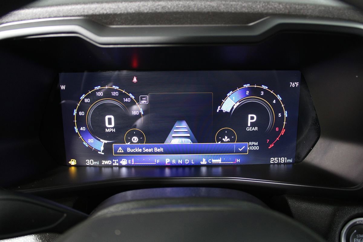 Used 2024 Chevrolet Colorado Trail Boss w/ Technology Package AWD/4WD image 15
