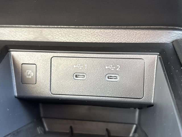 New 2026 Nissan Kicks SR w/ Cold Weather Package image 22