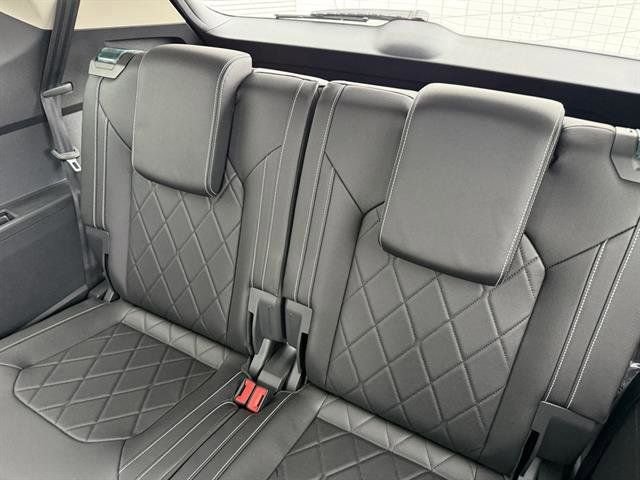 New 2025 Volkswagen Atlas SEL Premium R-Line image 20