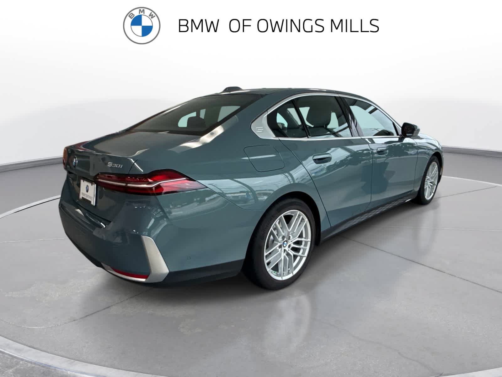 Used 2024 BMW 530i xDrive w/ Convenience Package AWD/4WD image 18