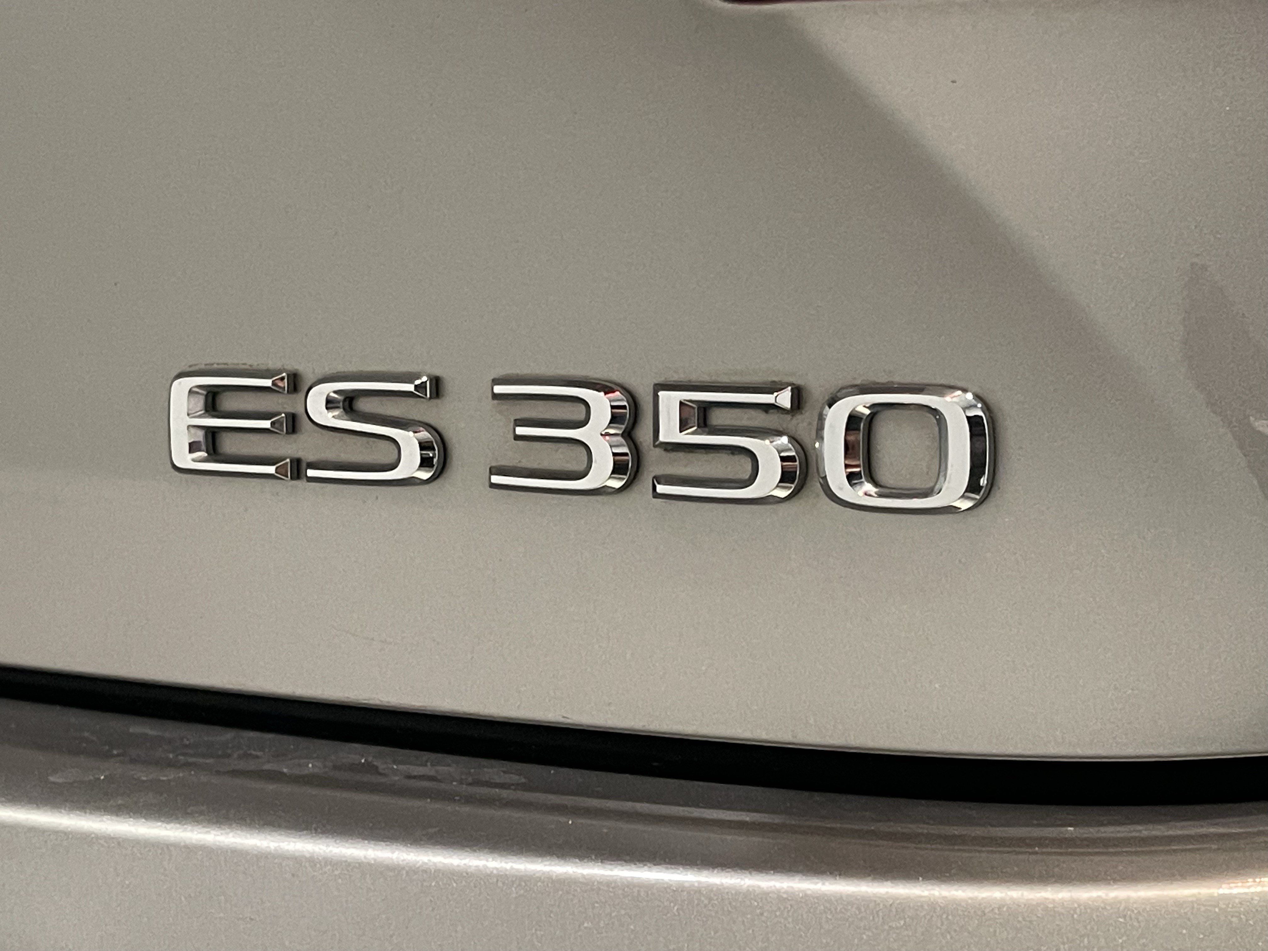 Used 2018 Lexus ES 350 w/ Premier Package FWD image 24