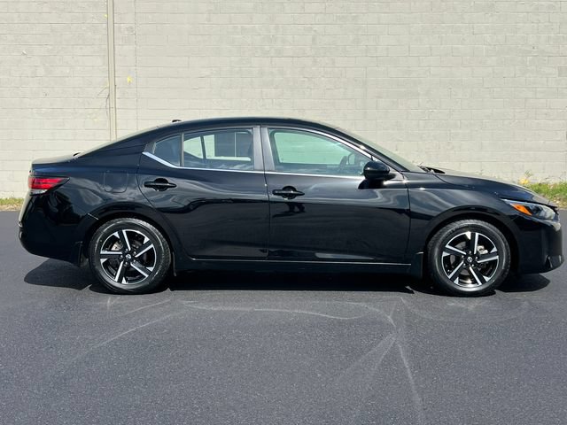 Used 2024 Nissan Sentra SV FWD image 37