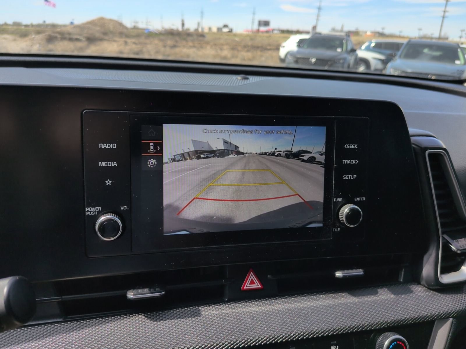 Used 2025 Kia Sportage LX image 21