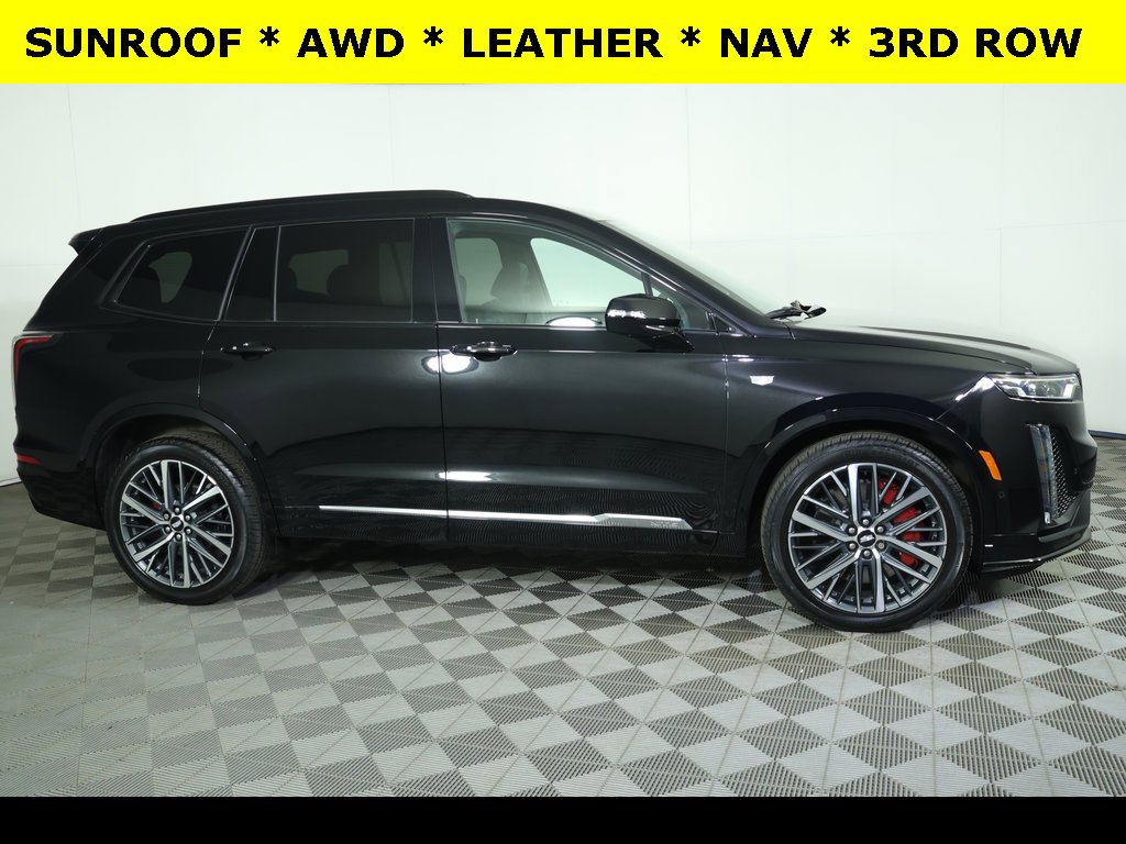 Used 2024 Cadillac XT6 Sport w/ Platinum Package image 5