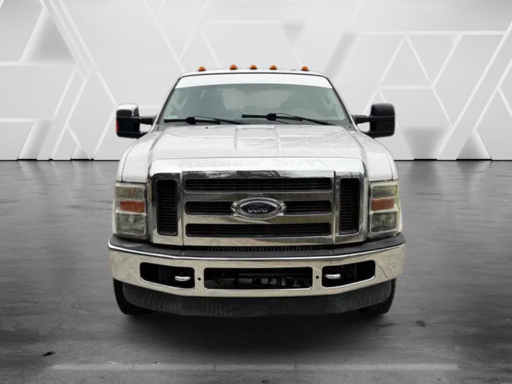 Used 2010 Ford F250 Lariat image 3