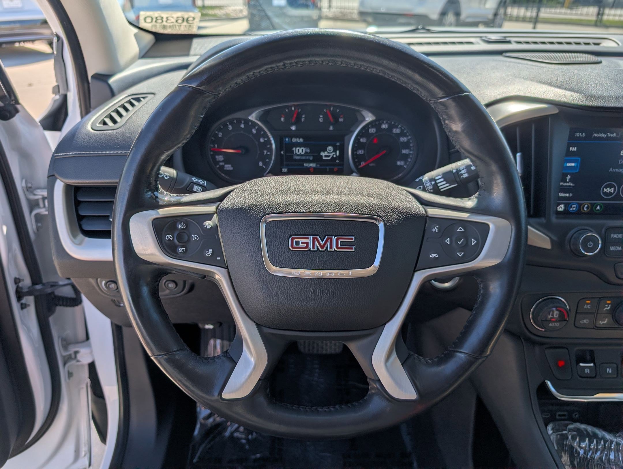 Used 2018 GMC Terrain Denali w/ Comfort Package image 16