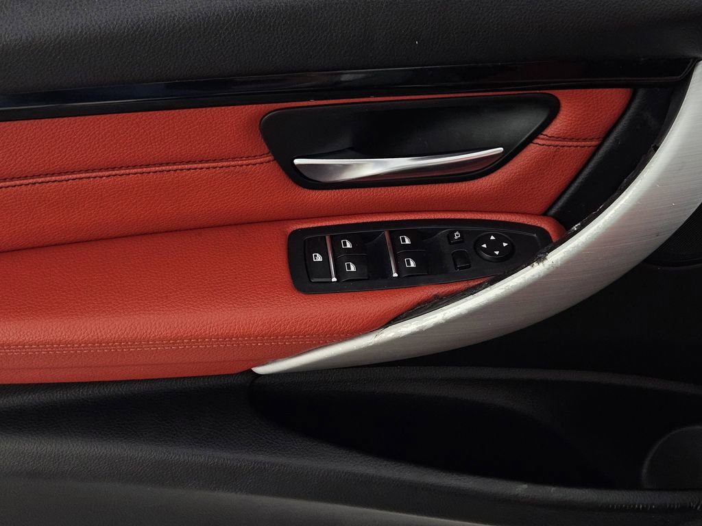 Used 2018 BMW 330i Sedan RWD image 22