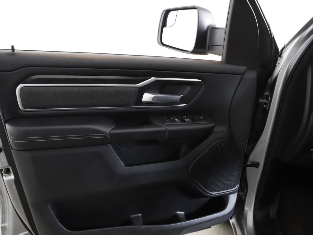 Used 2022 RAM 1500 Big Horn AWD/4WD image 14
