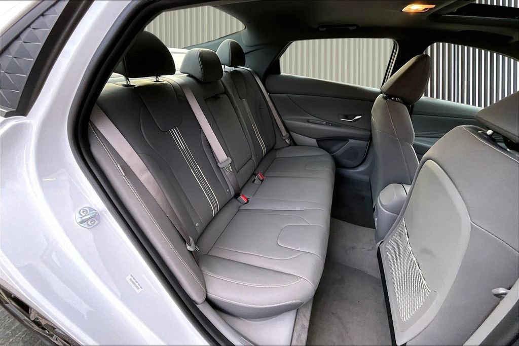 New 2026 Hyundai Elantra SEL Sport image 11