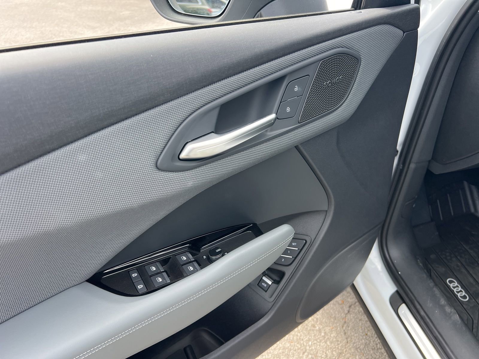 New 2026 Audi Q3 quattro 2.0T image 23