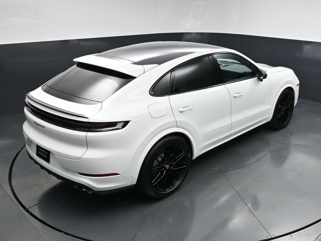 New 2026 Porsche Cayenne S AWD/4WD image 18