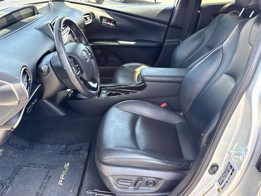 Used 2019 Toyota Prius XLE w/ Premium Convenience Package FWD image 19