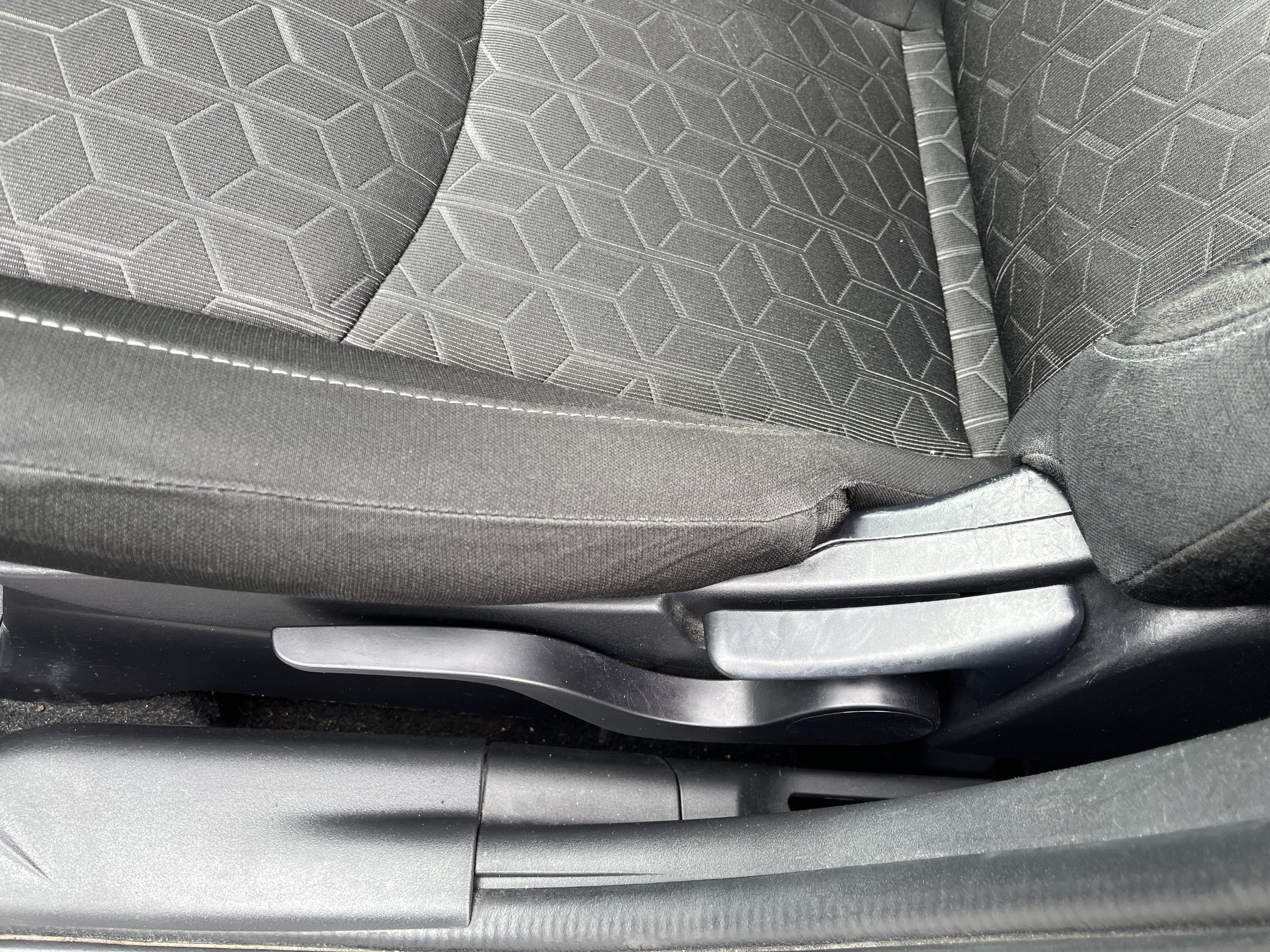 Used 2022 Mitsubishi Outlander Sport ES FWD image 15