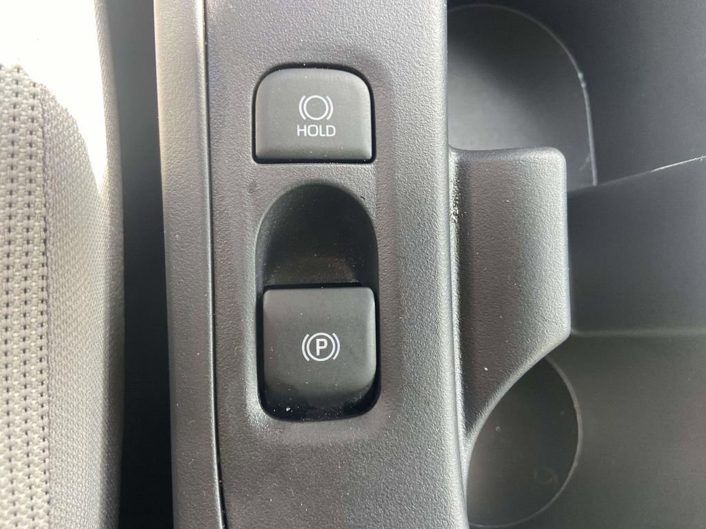 Used 2025 Toyota Corolla LE image 25